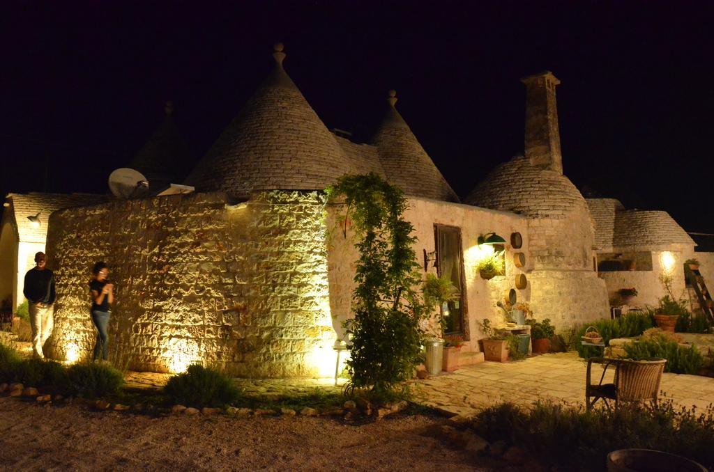 I Trulli Di Acquarossa Aparthotel Чистернино Екстериор снимка